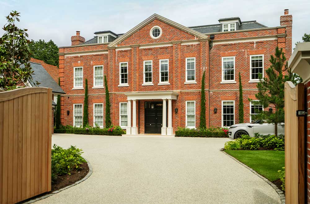 7 bedroom mansion located in Elmhurst Hall, Seer Green, Beaconsfield